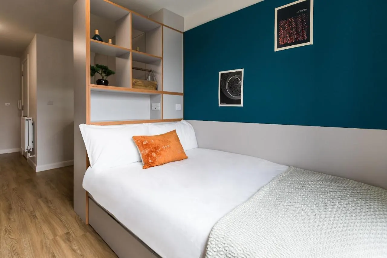 Hostel Stoneworks In Hove